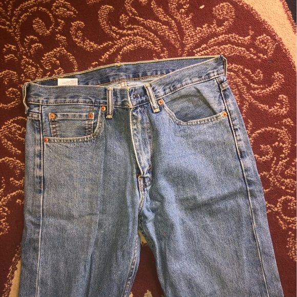 Classic Blue Levi’s Denim Jeans- 505 -32 by 32 worn a few times. - Picture 4 of 11